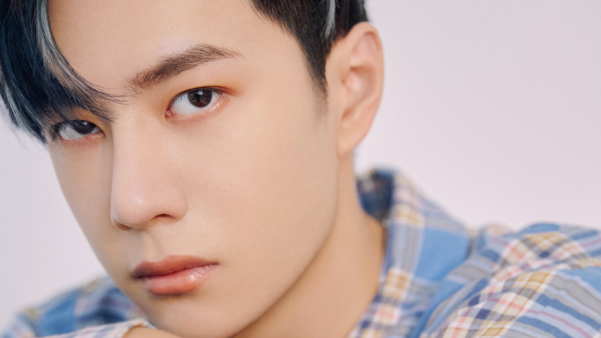 mk体育官网-“高新体育中心：网球选手挑战极限，赛场火爆”