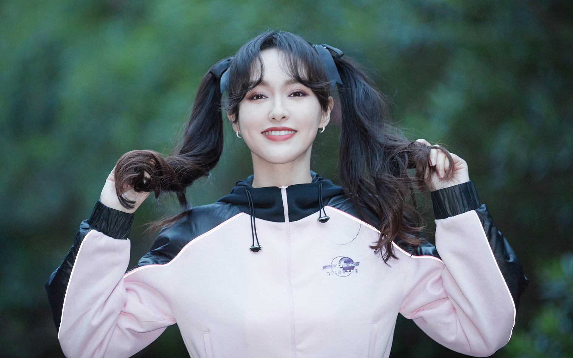 国际热身赛国足逆袭 球迷看好未来走势，国际足联热身赛