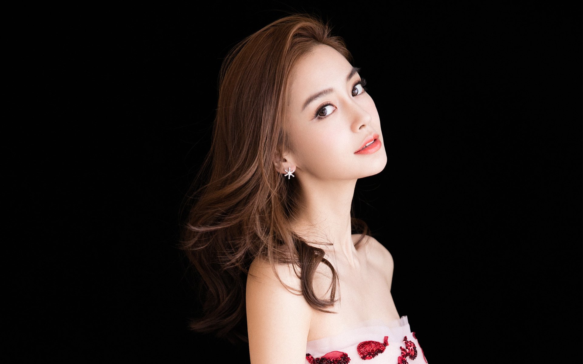 篮球风云CBA新赛季揭幕战即将打响，篮球风云怎么扣篮