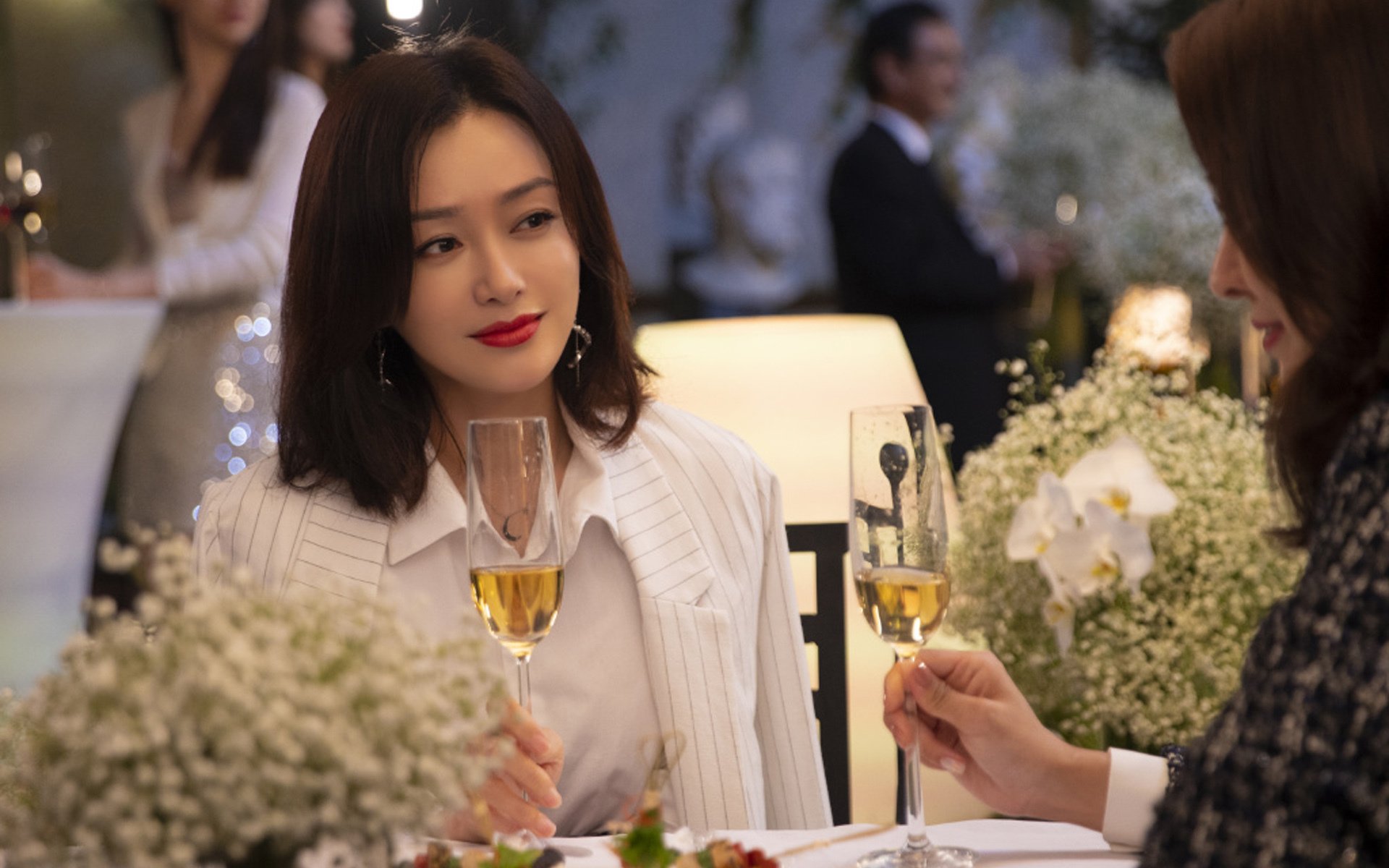 东契奇连续十场得分二十五加以上,东契奇得分集锦