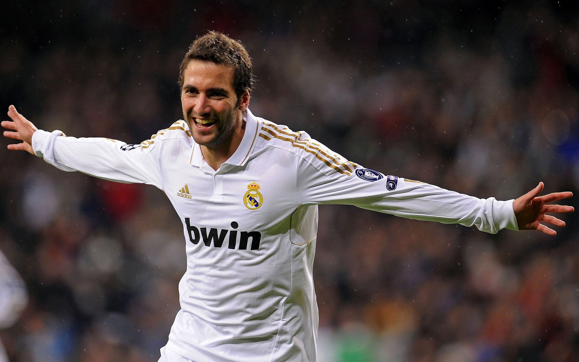 欧冠赛事进入关键阶段